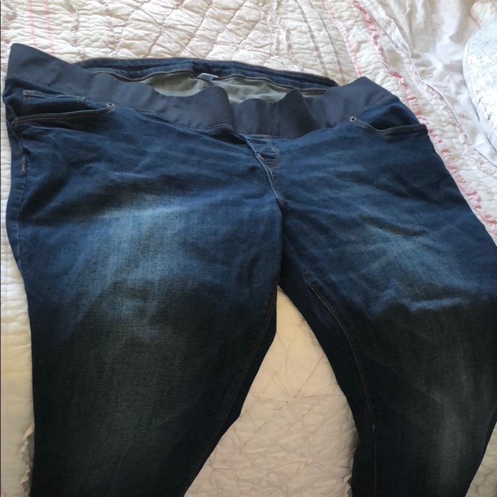 Old navy maternity jeans
